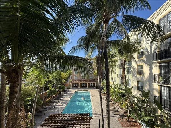 1900 Van Buren St, Hollywood, FL