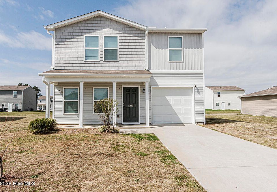 1st image of 1233 Fescue Road