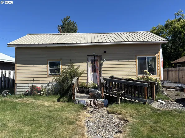 417 W Burgen St, Goldendale, WA 98620