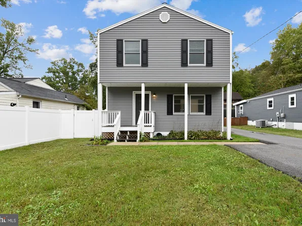 1187 Pine Ave, Shady Side, MD 20764