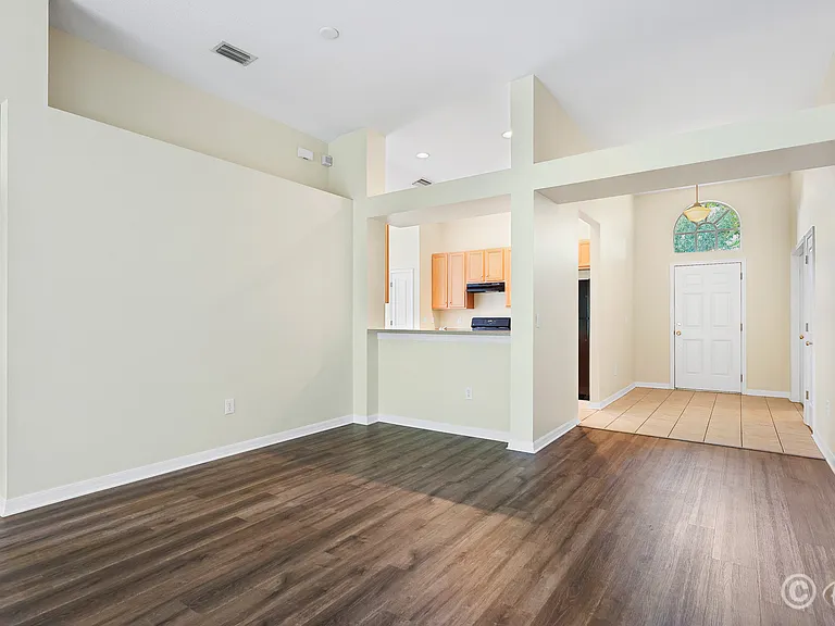 6328 Bridgecrest Dr — Photo 9
