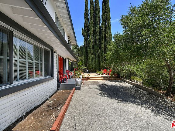 4th image of 11944 Briarvale Ln