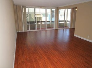 1110 S Catalina Ave APT 104, Redondo Beach, CA 90277