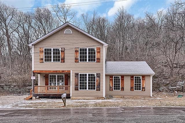 1st image of 2985 Woods Ave