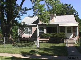 2712 E St, Omaha, NE 68107