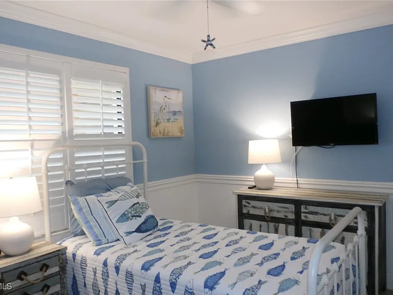 12621 Kelly Sands Way #329 — Photo 16