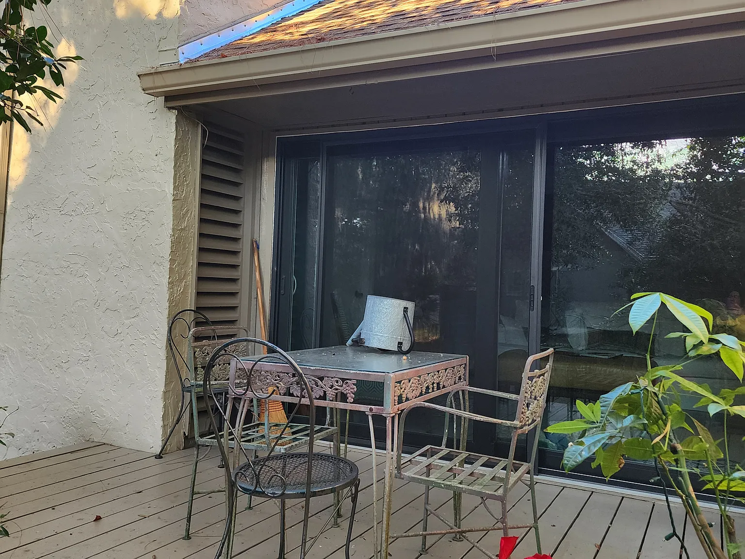 4 bed, 2.5 bath, 2743 sqft, $3,500 — Photo 4