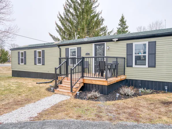 1 Taylor St, Rideau Lakes, ON K0G 1E0