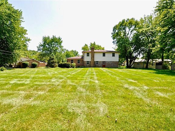 5th image of 8049 Stafford Ct