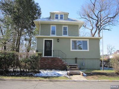 32 S Prospect Ter, Teaneck, NJ, 07666