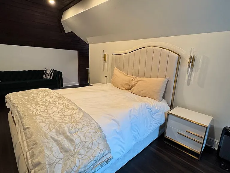 1660 Dufossat St — Photo 39