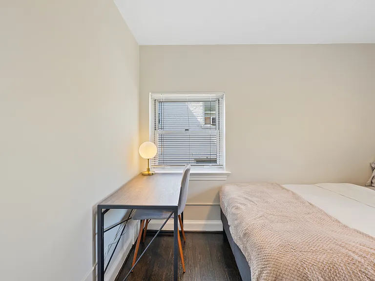 4227 E West Hwy — Photo 35