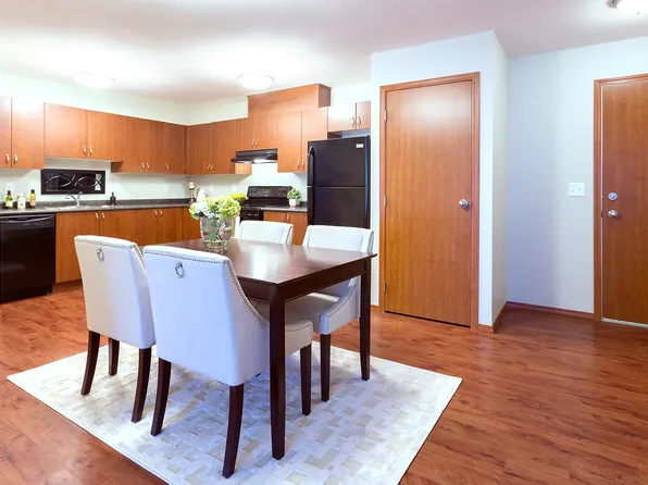 Wallace Pointe, 4708 13th St #464218, Lloydminster, SK S9V 2G7