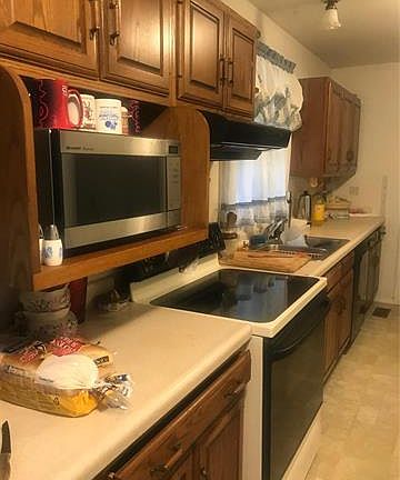 5th image of 9809 E Vista Dr