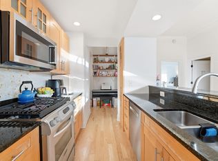 1025 Maxwell Ln APT 514, Hoboken, NJ 07030