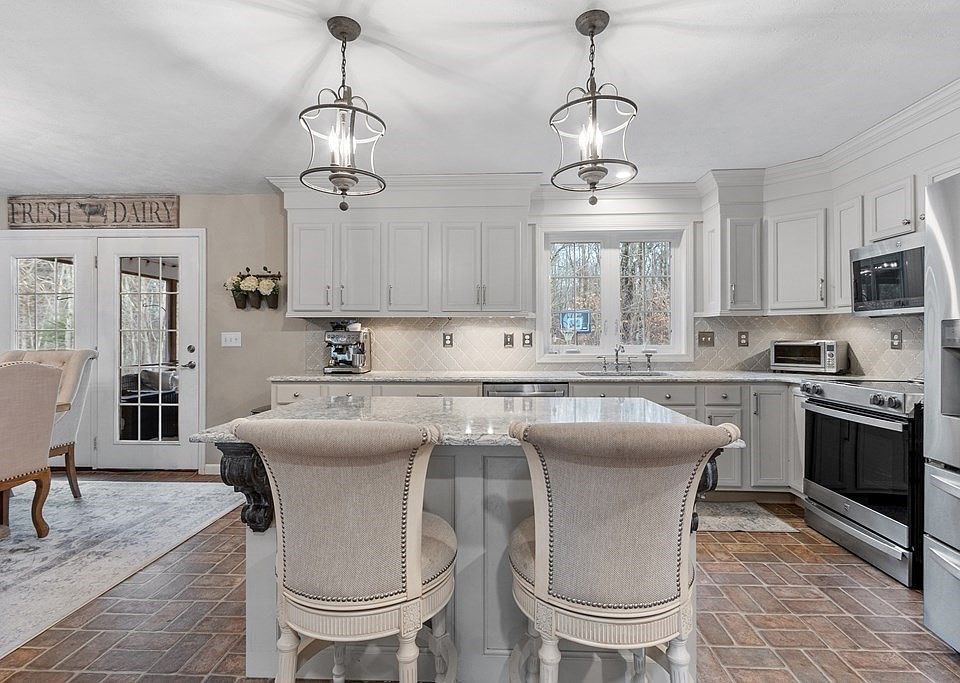 41 Willard Rd, Ashburnham, MA 01430 Zillow