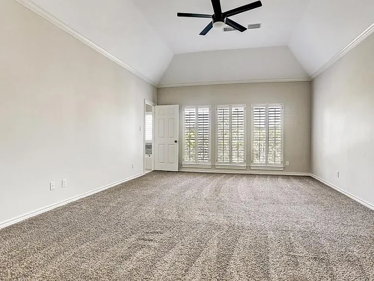 Master has gorgeous high ceilings