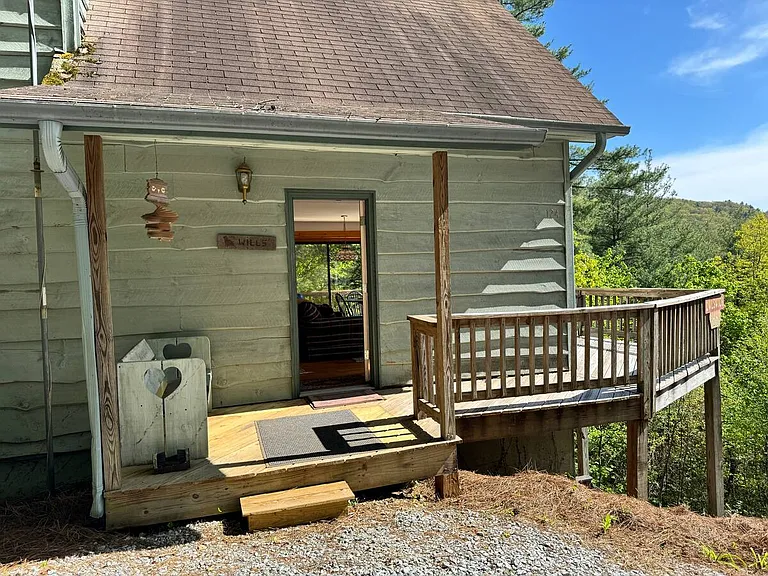 124 Auburn Hill Dr — Photo 16