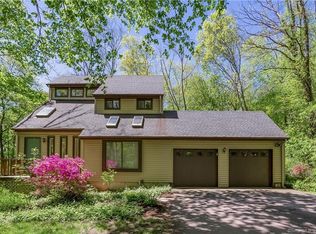 905 Gilead St, Hebron, CT 06248