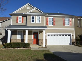 208 Edgecroft Way, Fuquay Varina, NC 27526