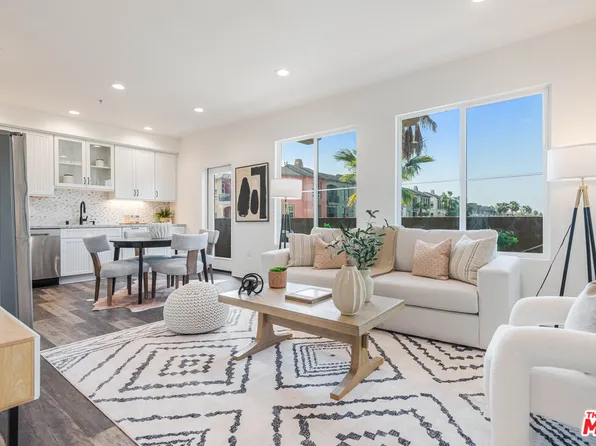 6020 Seabluff Dr Unit 338, Playa Vista, CA 90094