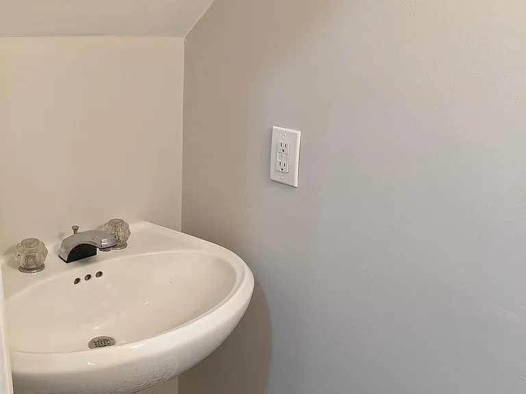 60 E Baltimore St #1 — Photo 7
