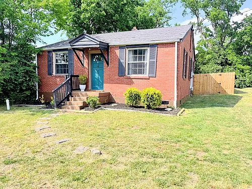 109 Alhambra Cir Photo 1