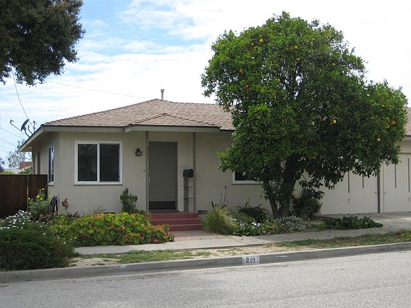 2nd image of 221 College Dr