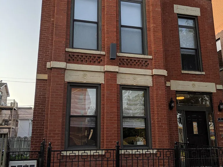 954 W Cullerton St #BASEMENT — Photo 1