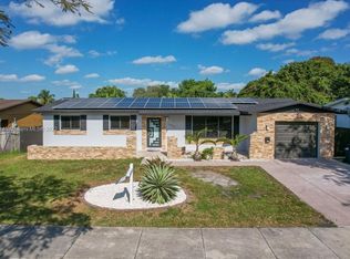 11921 SW 200th St, Miami, FL 33177