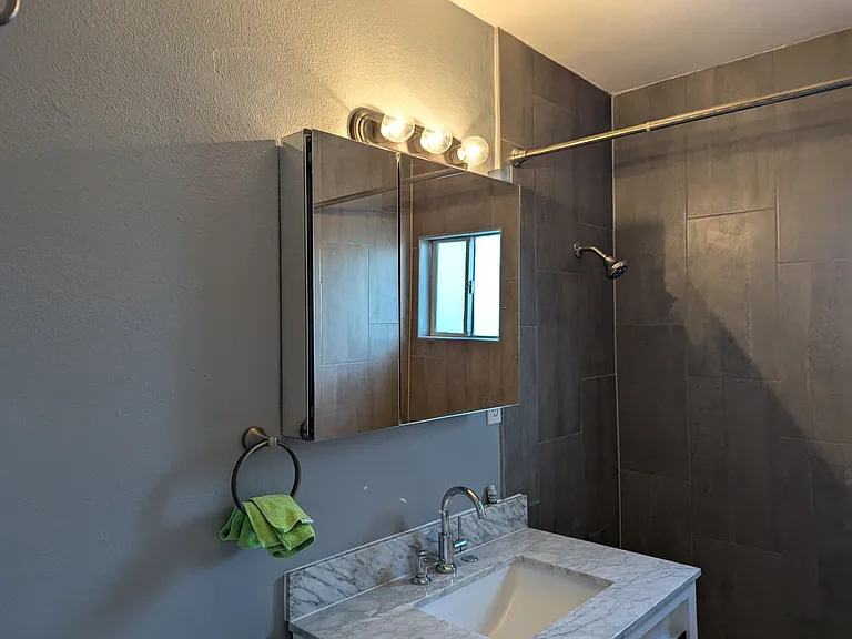 510 E Commonwealth Ave — Photo 24