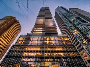 55 Charles St E #1203, Toronto, ON