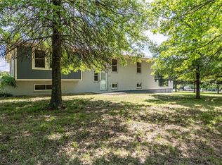 537 NE State Route 13, Warrensburg, MO 64093
