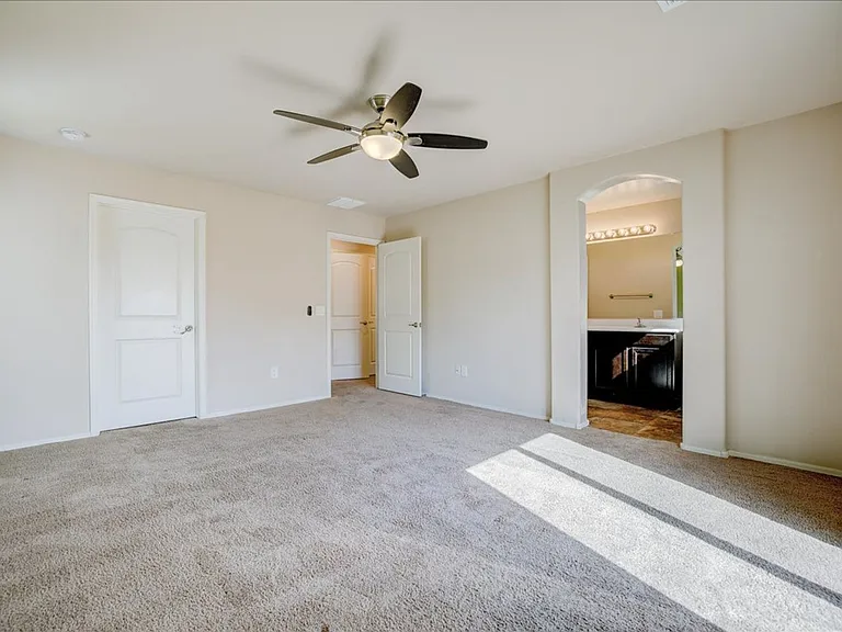241 E Imperial Ct — Photo 22