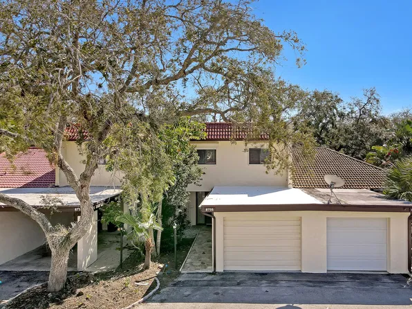 8755 Cocoa Ct, Cape Canaveral, FL 32920