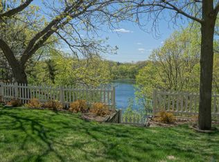 800 Golden Meadow Rd, Eagan, MN 55123