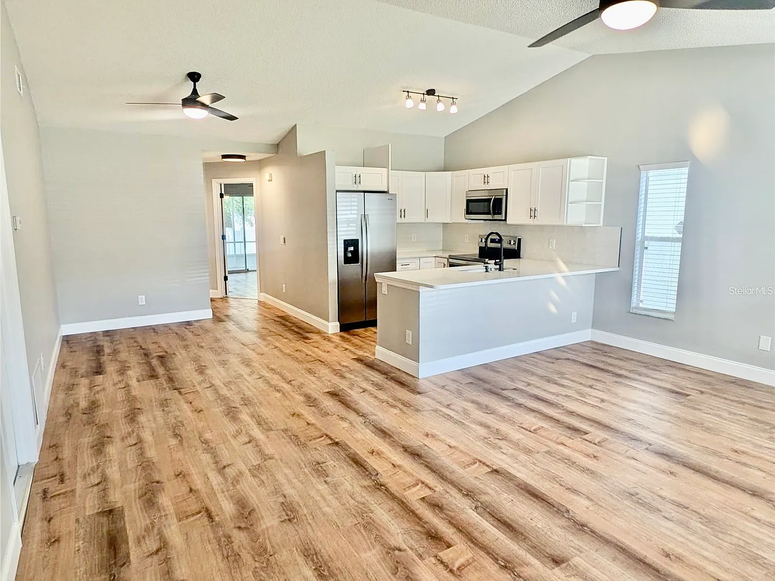3 bed, 1147 sqft, $2,350 — Photo 1