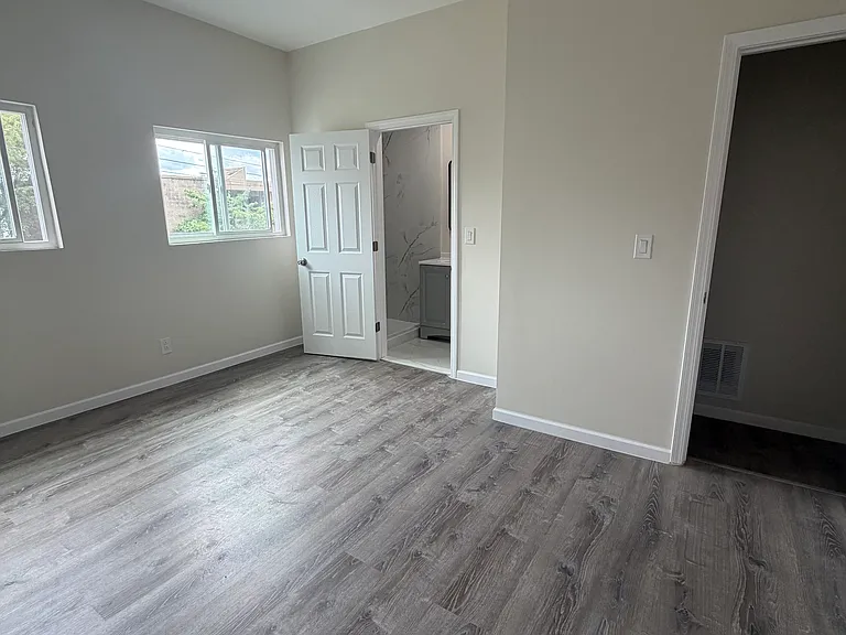 500 Edmond St — Photo 11