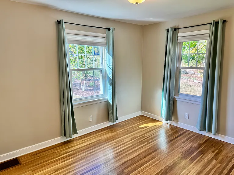 1410 Fern Ave — Photo 16