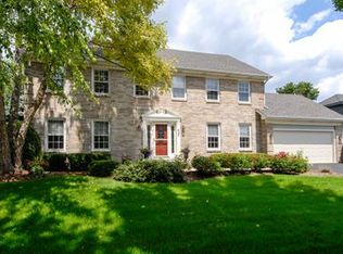 427 Quail Dr, Naperville, IL 60565