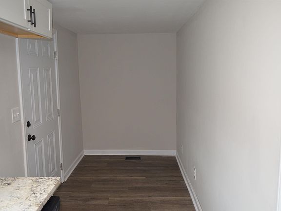 5th image of 1996 Dames Ferry Rd