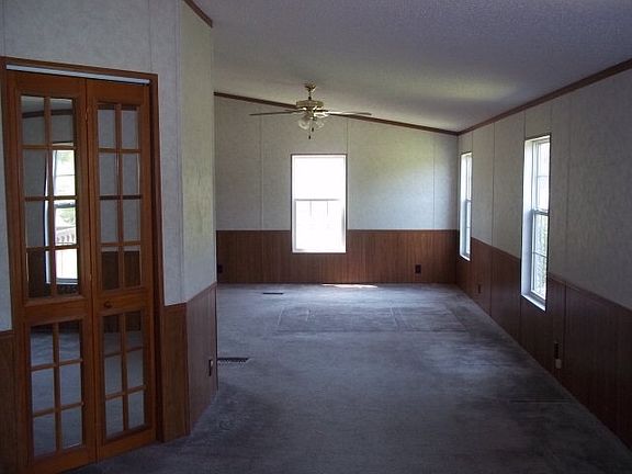 4th image of 540 White Tail Ave