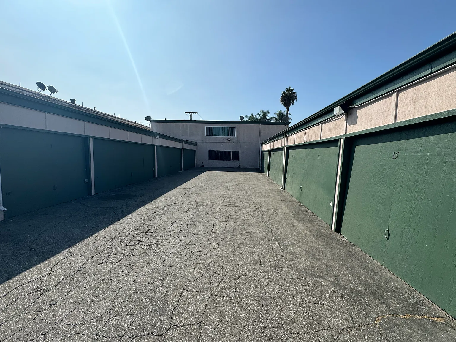 1107-1111 E Tucker — Photo 3