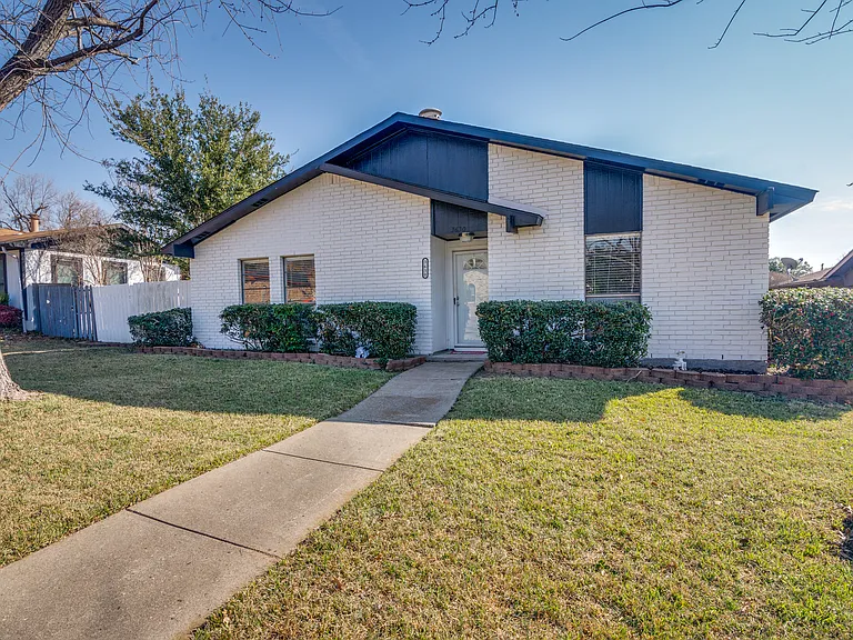 3630 Dumas Trl — Photo 1