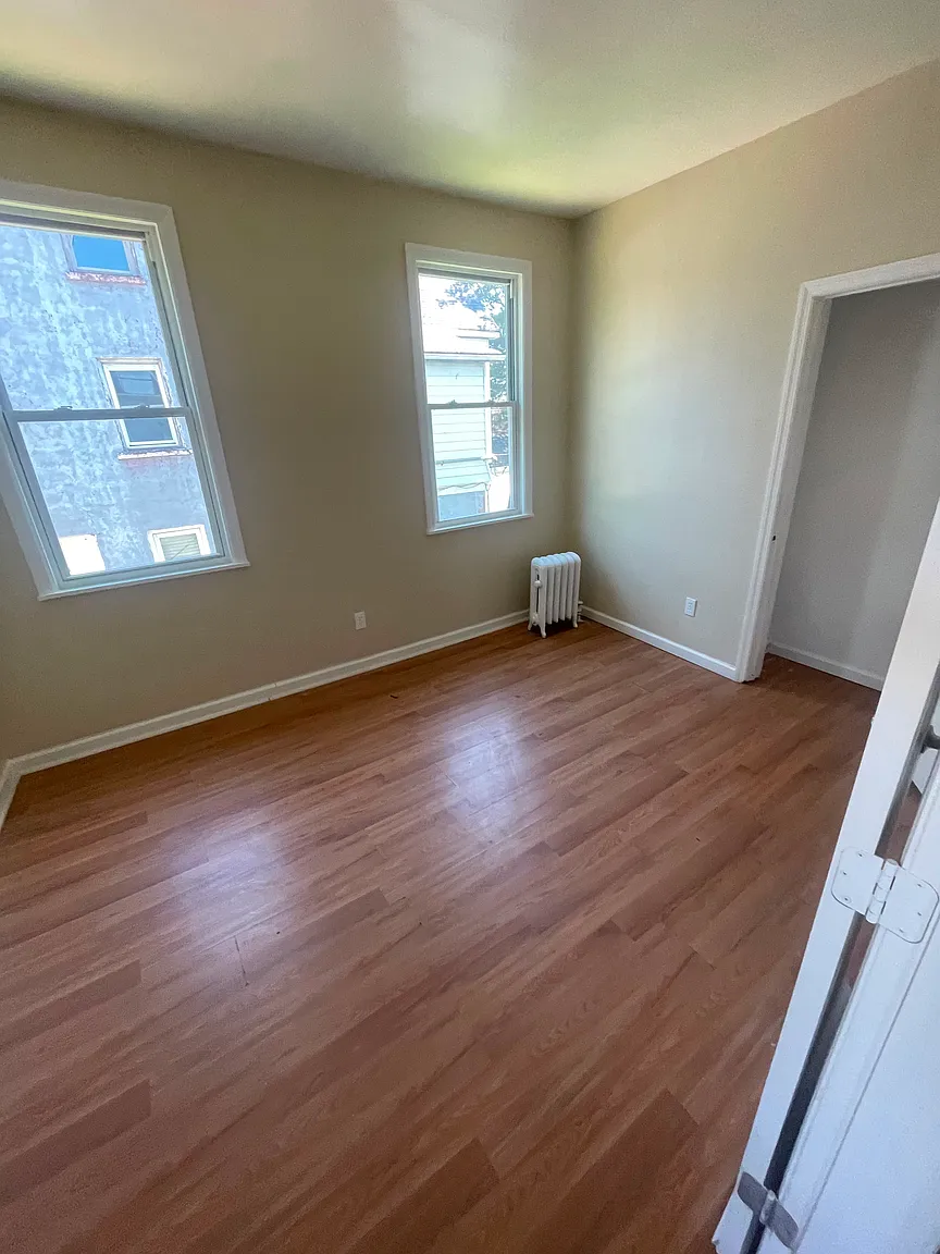 335 Myrtle Ave #2 — photo 3 of 5