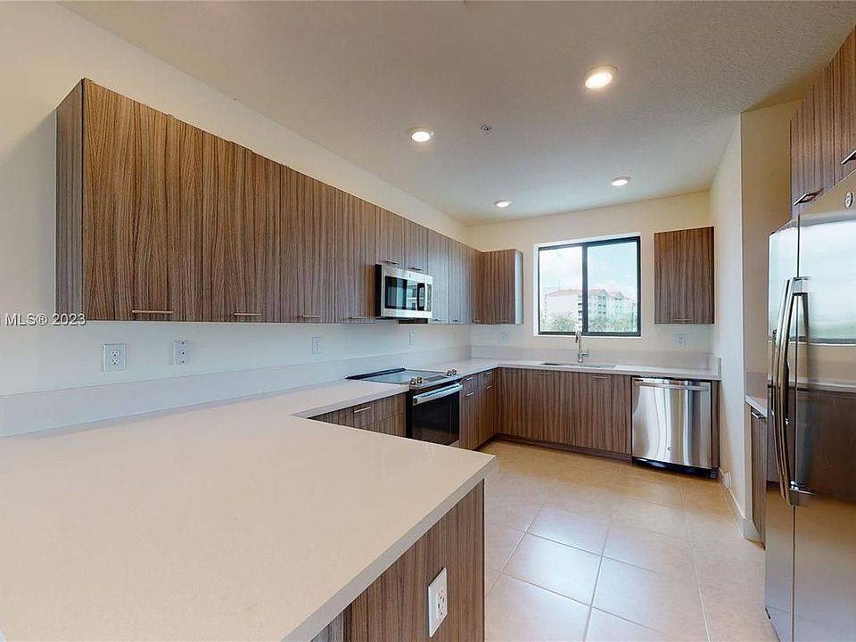 1st image of 4516 NW 84th Ave #4516