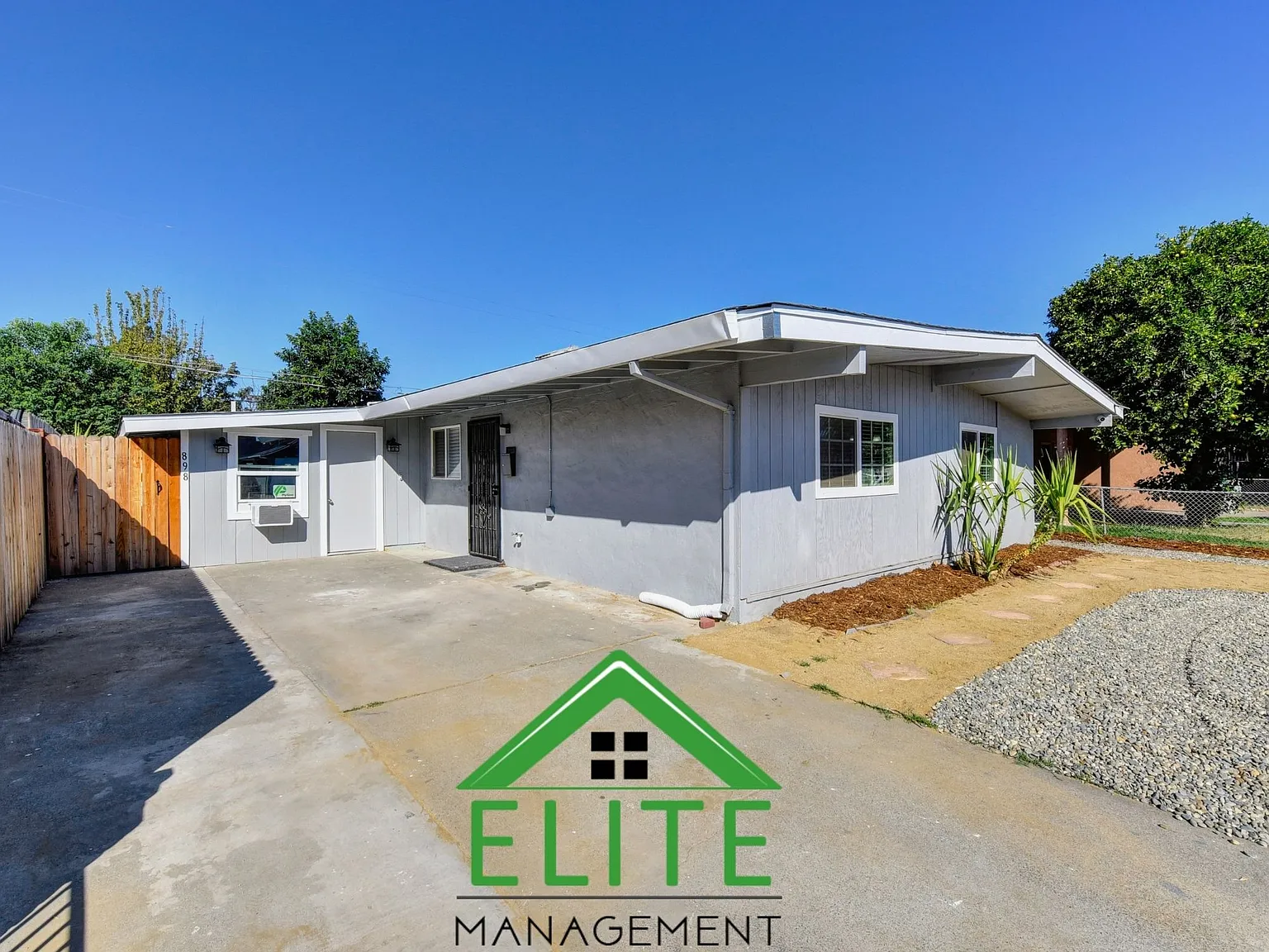 4 bed, 1476 sqft, $2,695 — Photo 3