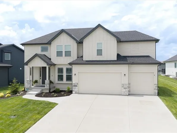 16872 Norton St, Olathe, KS 66062