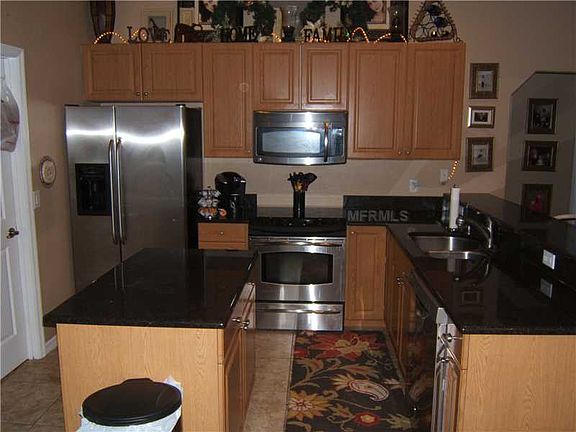 3rd image of 2275 Lake View Blvd