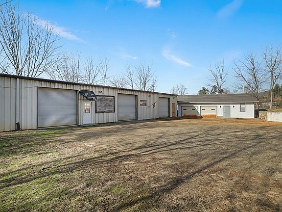 3rd image of 287 Belleview Rd